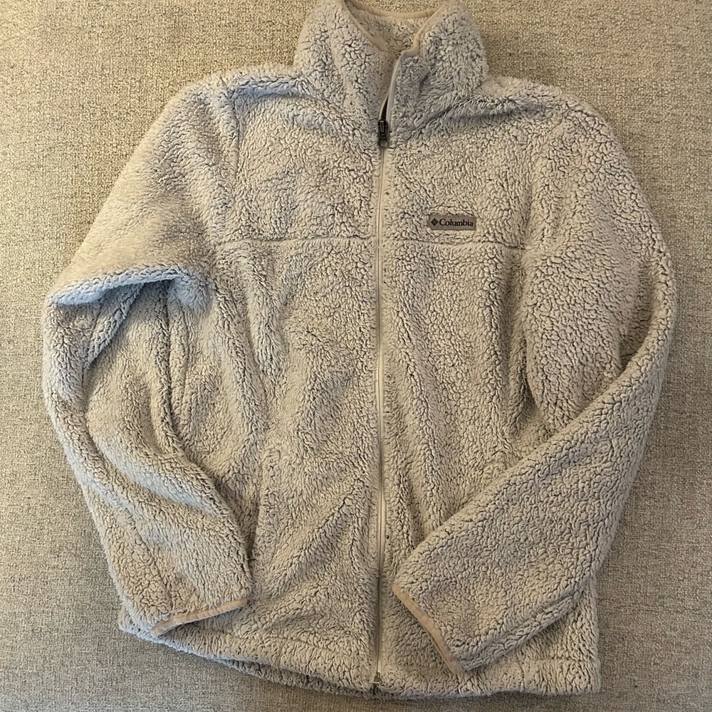 Columbia Sherpa Fleece Jacket in Light Gray